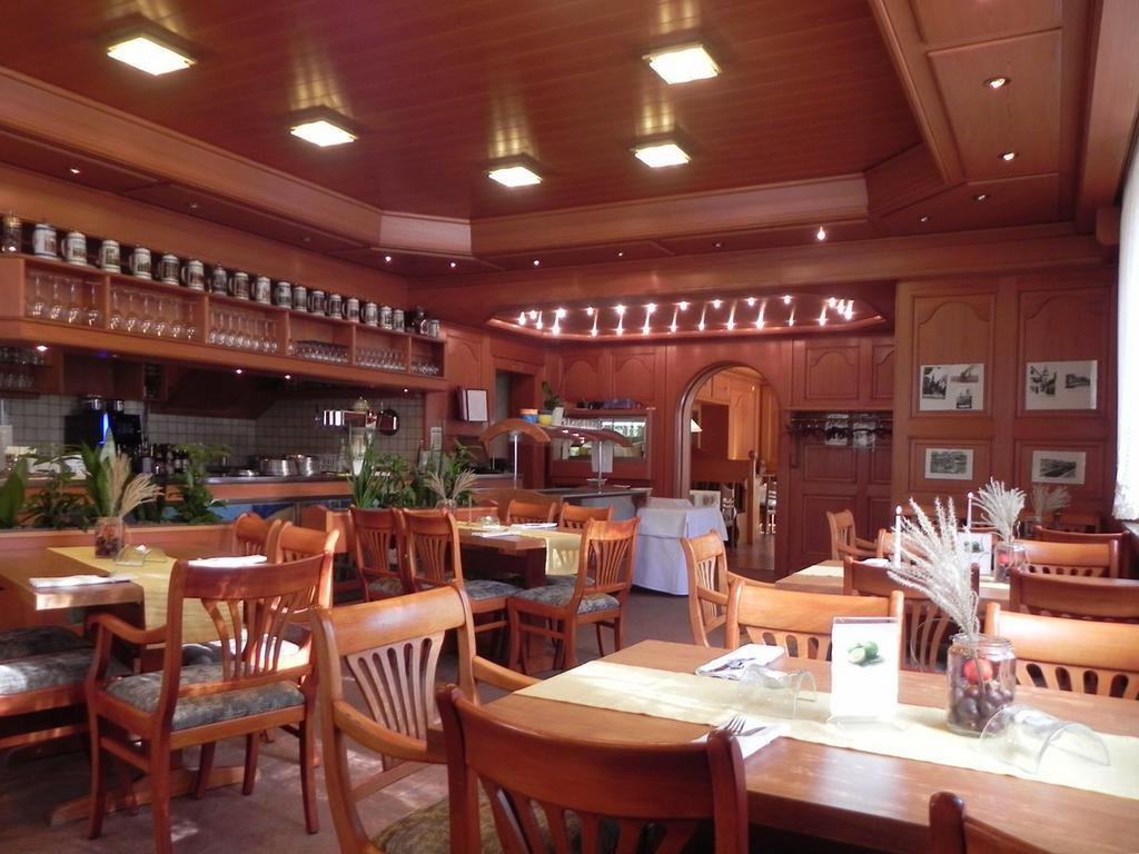 فرودنستاد Hotel Schwanen المظهر الخارجي الصورة
