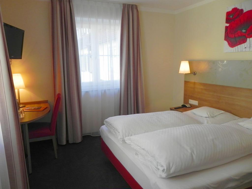 فرودنستاد Hotel Schwanen المظهر الخارجي الصورة