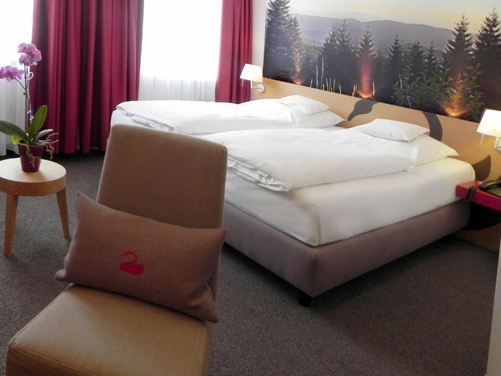 فرودنستاد Hotel Schwanen الغرفة الصورة